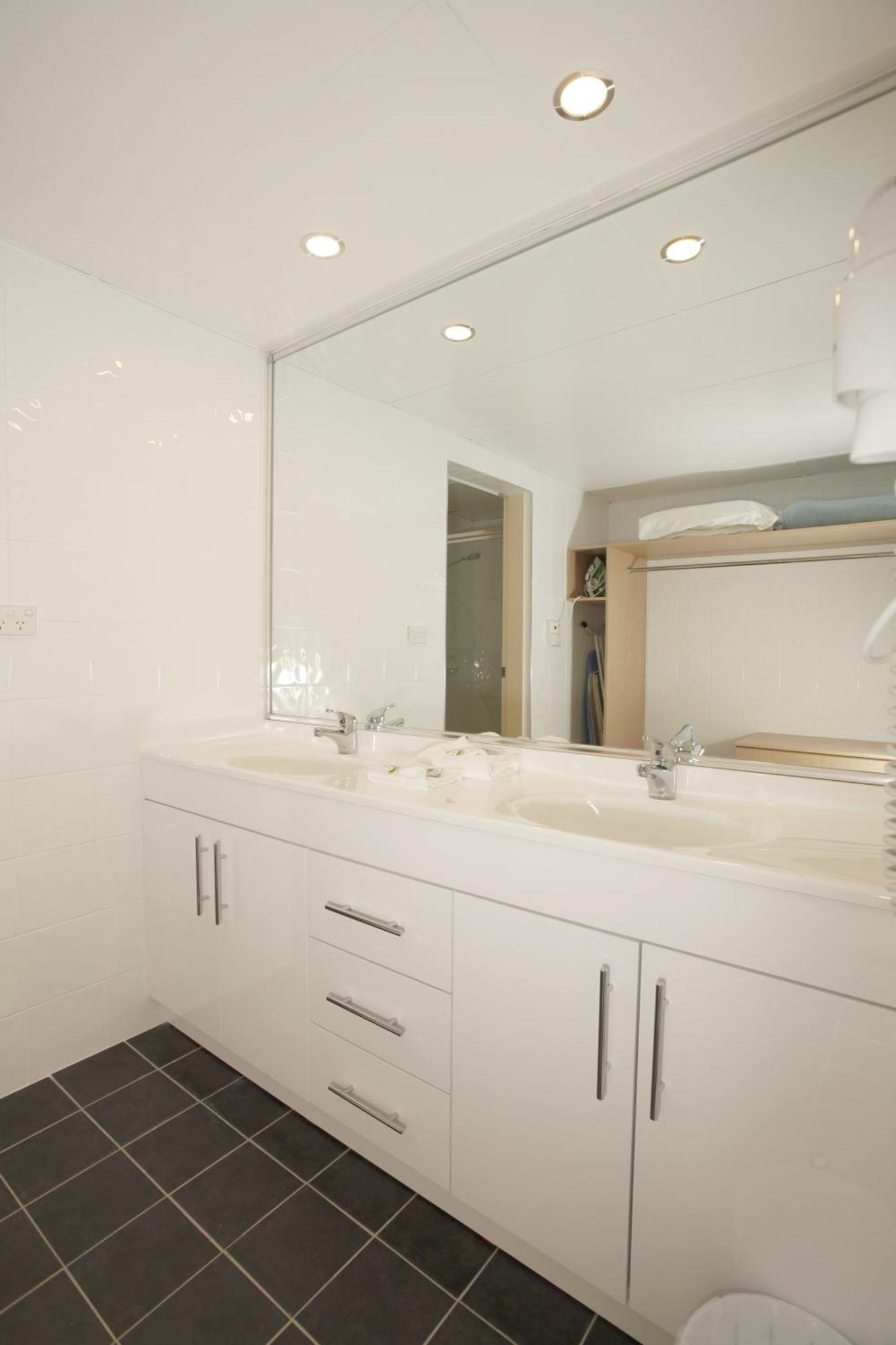 Executive Queen Room
